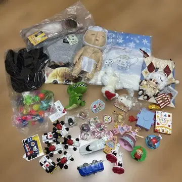 whysoserious 등 여러가지 완구 묶음 판매