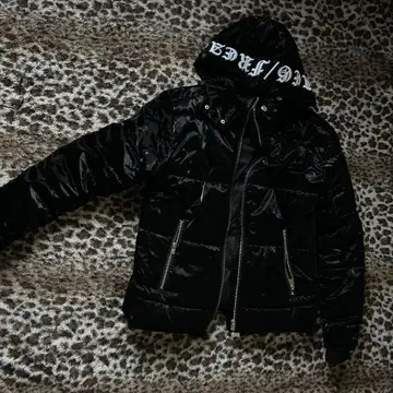 블랙 다운 자켓