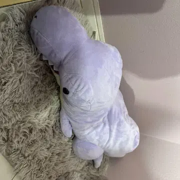 보라색 공룡형 봉제 인형 공룡 시대 티라노사우루스