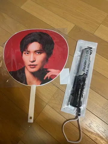 메구로 렌 부채 응원봉