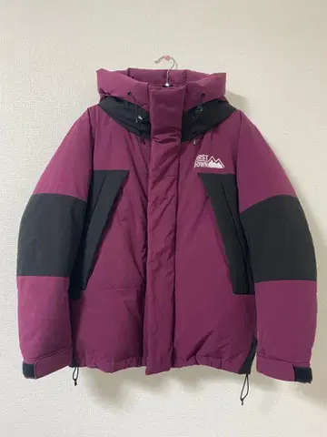 FIRST DOWN x FREAK'S STORE 패널 숏 다운