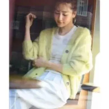 UNFILO 워셔블 샤기 V넥 가디건 M 사이즈