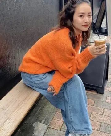 미사용 새상품 ungrid 모헤어 혼방 루즈 니트 오렌지 양모