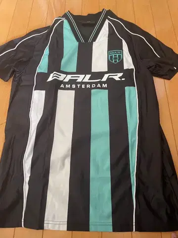 BALR 제트 블랙 T셔츠 L 사이즈