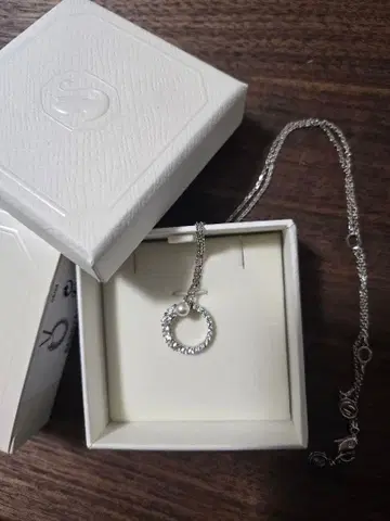 스와로브스키 SWAROVSKI Matrix 펜던트