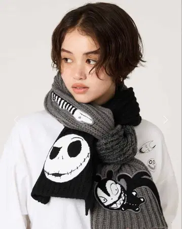 나이트메어 니트 머플러