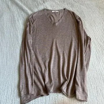 GALERIE VIE 베이지 V넥 긴팔 니트