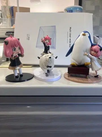 아냐 피규어 세트