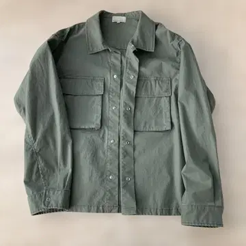 올리브 그린 오버 사이즈 밀리터리 자켓