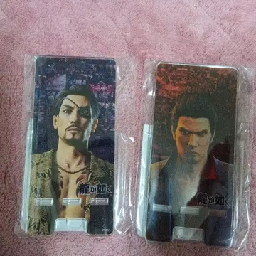 키류 카즈마 마지마 고로 아크릴 스탠드 2개 세트