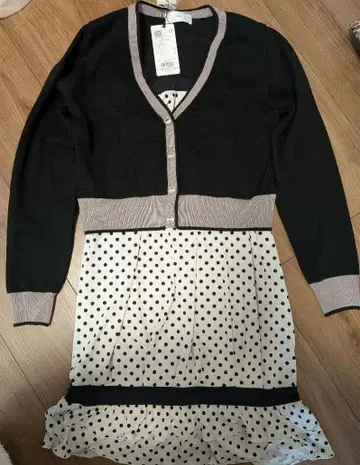 인덱스 가디건 블랙