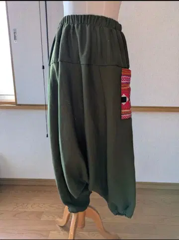 남녀 공용 몽족 원단 포켓 속기모의 따뜻한 사루엘 팬츠 카키a