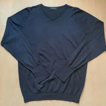 블랙 긴팔 스웨터 존스메들리