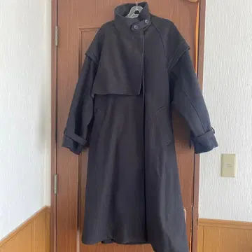 새상품급 프릭스스토어 울리 스탠드 트렌치코트 블랙