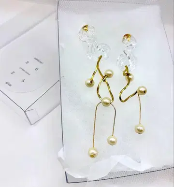 aokiyuri x glint 귀걸이 완판템