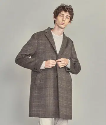 브라운 계열 체크 체스터 코트