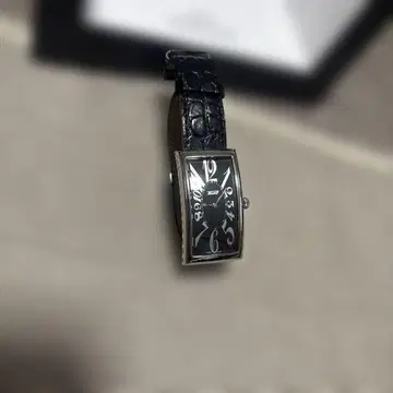 티쏘 바나나 아날로그 손목시계 TTM-B1 블랙