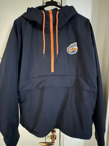 V 파렌 나가사키 후드 부착 하프 지퍼 점퍼