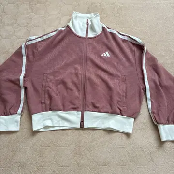 adidas 핑크 하이넥 자켓