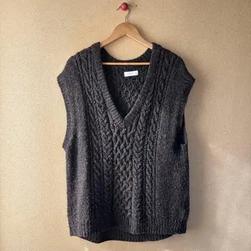 카구레 페루 니트 베스트 V넥 브라운