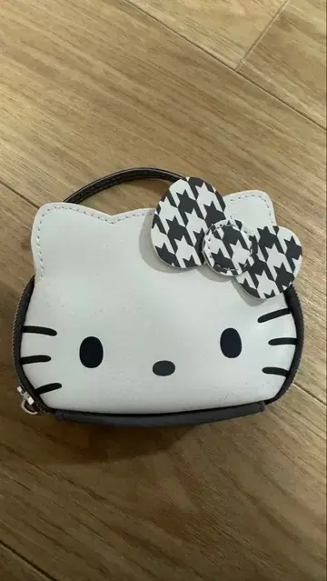 브릴미 키티 파우치