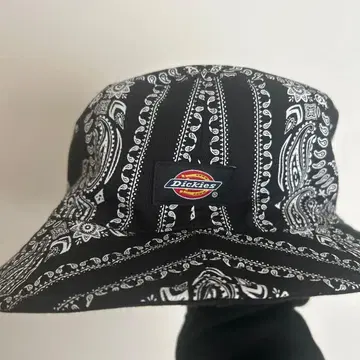 Dickies 버킷햇 반다나 패턴 리버서블