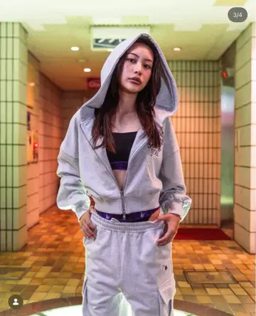 FR2 나데시코 그레이 후드 부착 크롭 맨투맨 셋업