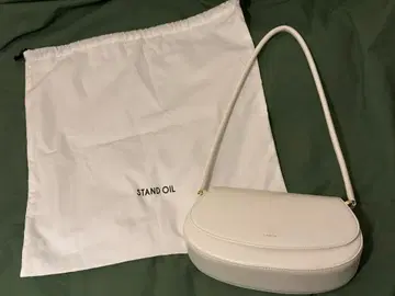 STANDOIL 클램 백