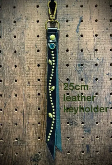 가죽 스터드 키링 그린 htc CALEE schott 등 좋아하시는 분