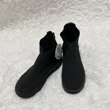 새상품 GOMU 56 밴딩 초경량 백 지퍼 통굽 메쉬 부츠 라메