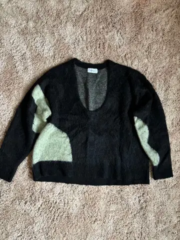 [레어 디자인 컨디션 최상] Knuthmarf 니트