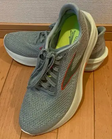 [미사용 새상품] 브룩스 하이페리온 엘리트 26.0cm