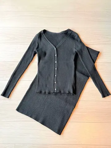 DES PRES 울 리브 니트 (셋업)