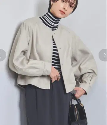 유나이티드 애로우즈 더블 페이스 노카라 블루종