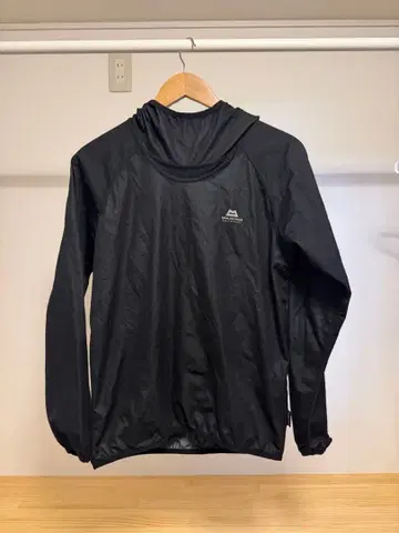 MOUNTAIN EQUIPMENT 블랙 나일론 자켓