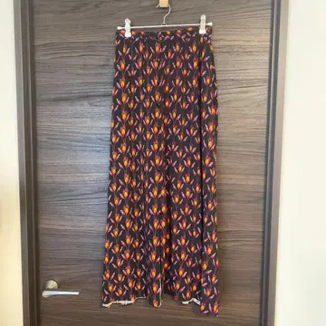 새상품급 스픽 앤 스팬 롱 스커트 프론트 오픈 스커트 36