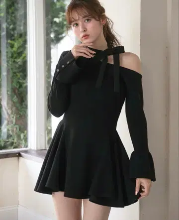 fupel 원숄 넥 리본 분또 미니 원피스