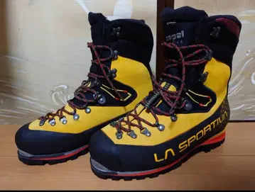 스포르티바 네팔 큐브 GTX 44 28cm