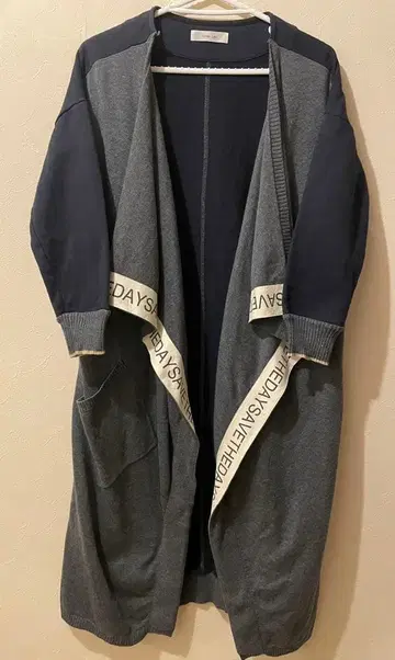 Eimee Law 긴팔 가디건 그레이/네이비