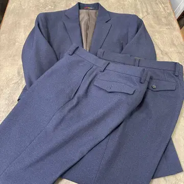 네이비 싱글 버튼 비즈니스 정장