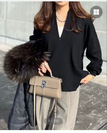 택 포함 새상품 Emma Taylor 블랙 집업 니트