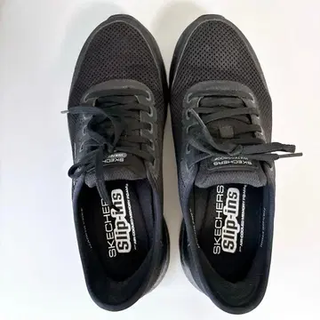 SKECHERS 고워크 와이드 방수 스니커즈 슬립인즈