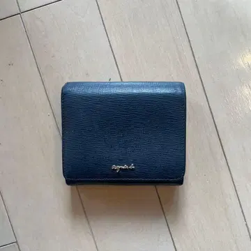 네이비 이단 접이식 지갑 합성 피혁