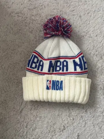 NBA 폼폼 포함 니트 모자