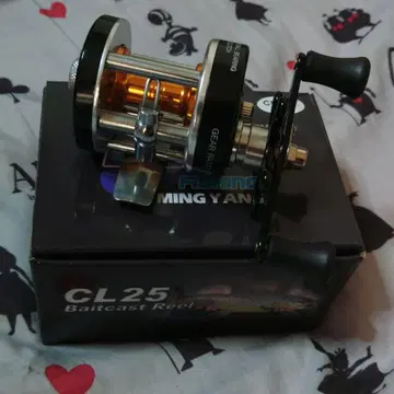 미스티 양 CL25 베이트 캐스트 릴 왼쪽 수동 와인딩