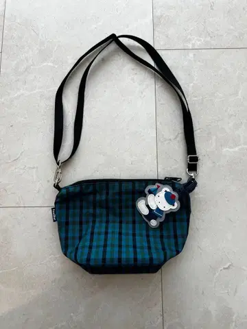 파밀리아 보트형 미니백