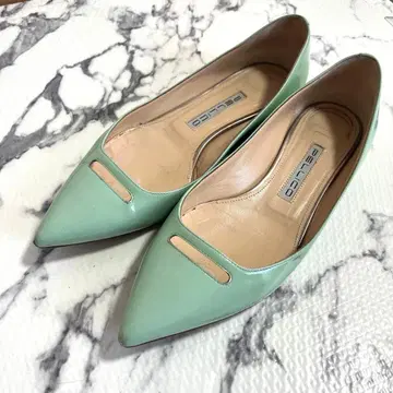 펠리코 아넬리 플랫슈즈 에나멜 민트 그린