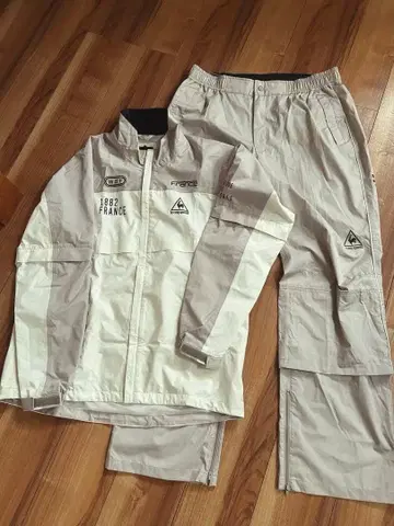 르꼬끄골프 레인웨어 화이트&베이지 size.LL