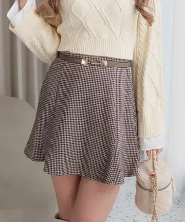 VIT 벨트 헴 플레어 스커트 립 서비스