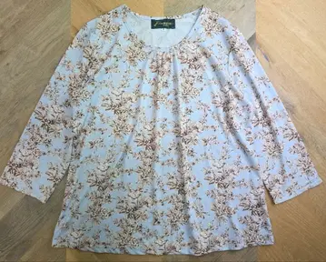 장밋빛 인생 새상품급 꽃무늬 반소매 튜닉 M 스카이블루 모리걸 y60